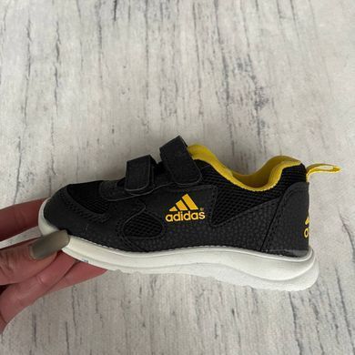 Кроссівки на хлопчика та дівчинку &nbsp;в стилі Adidas Розмір 28