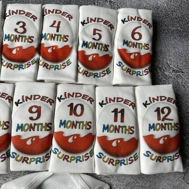 Боді з цифрами по місяцям Kinder Сюрприз від 1-12 місяців